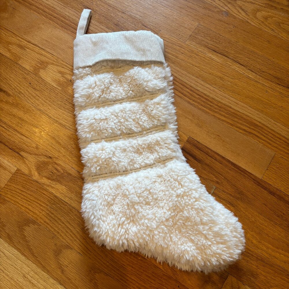 Cozy Cream Faux Fur Christmas Stocking‎ with Linen Cuff – Home Décor 20" - Picture 2 of 3